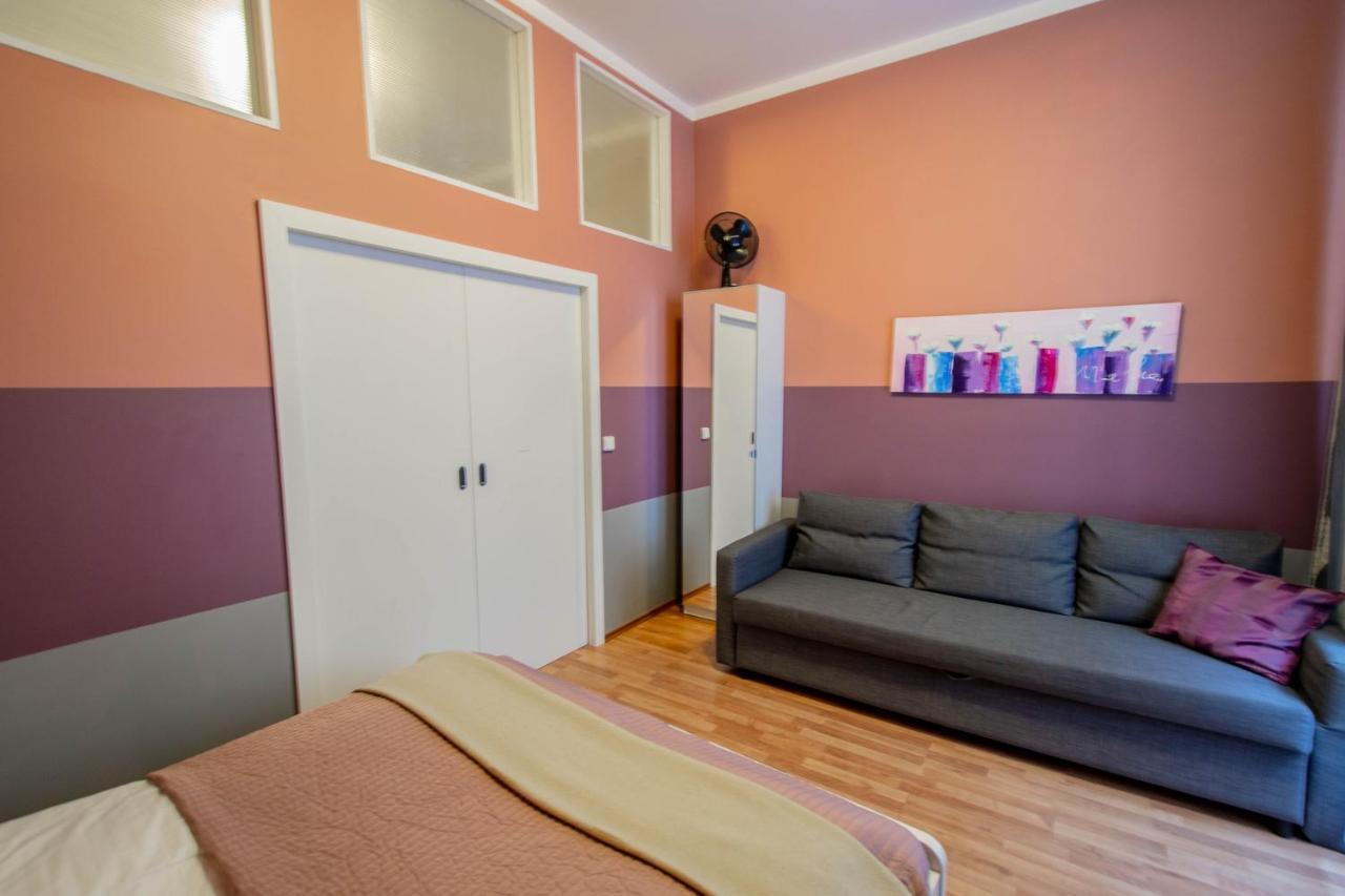 Ruzova Apartment By Ruterra Praha Eksteriør bilde