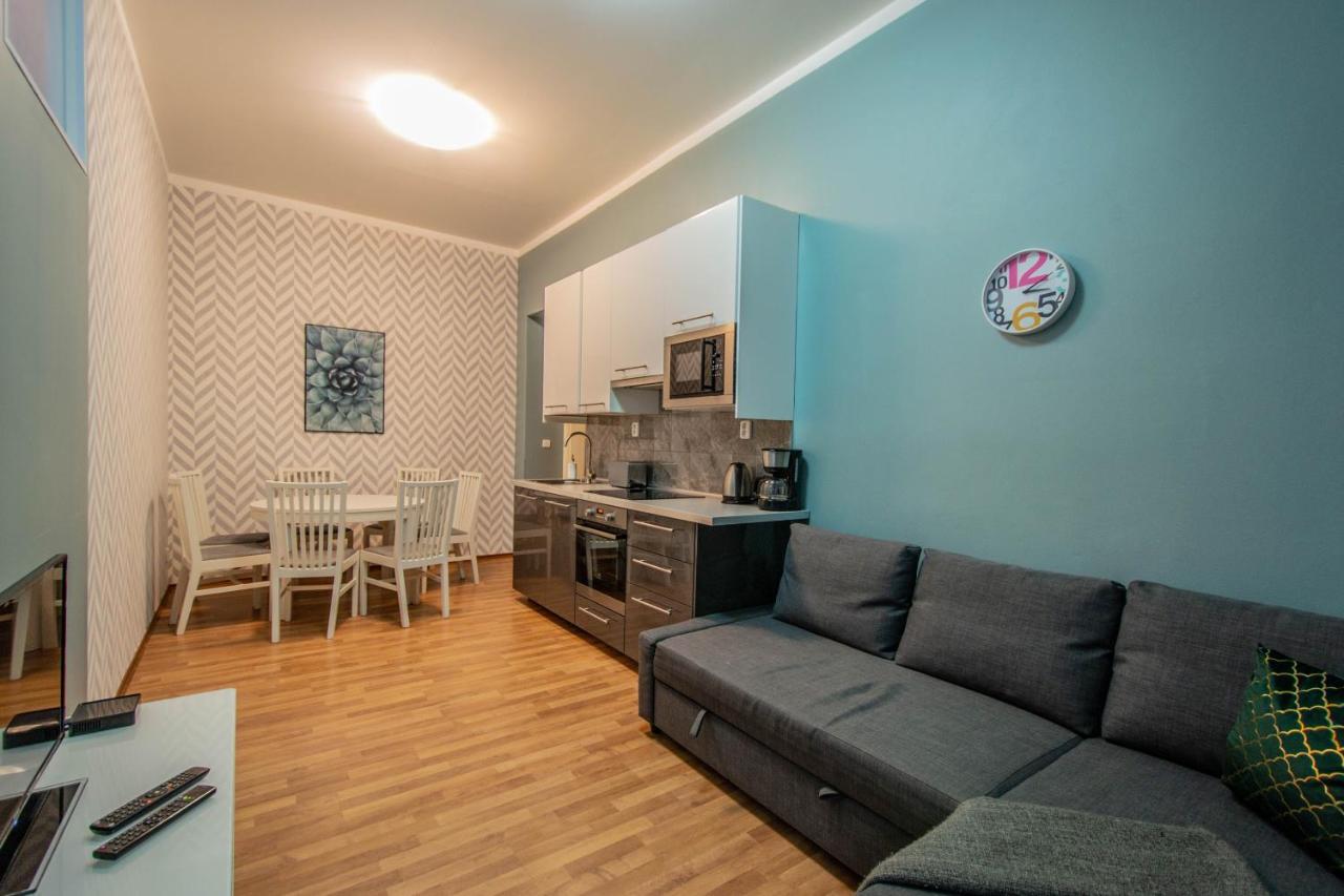 Ruzova Apartment By Ruterra Praha Eksteriør bilde