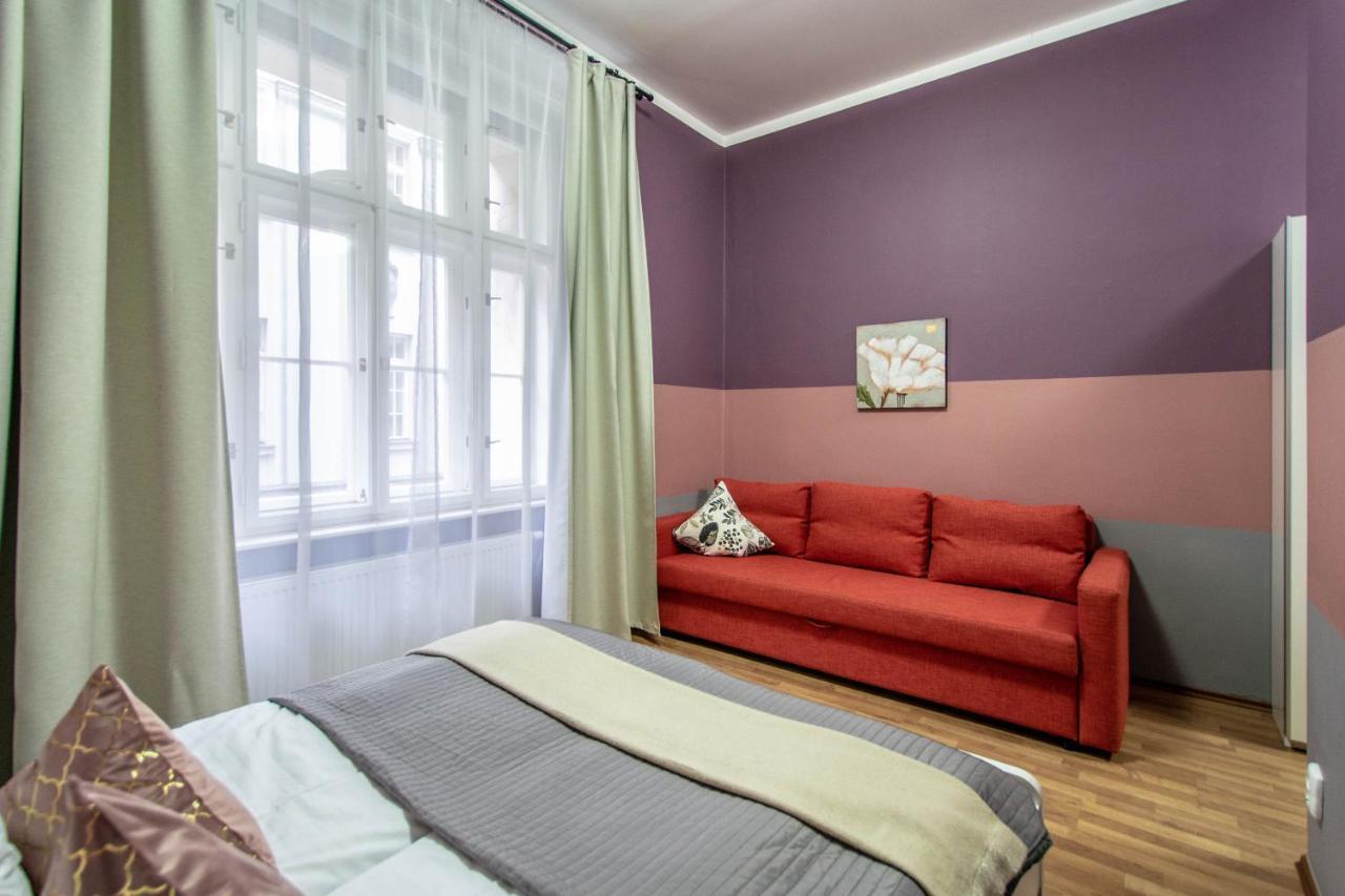 Ruzova Apartment By Ruterra Praha Eksteriør bilde