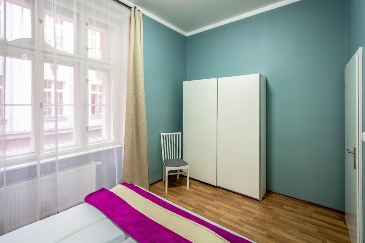 Ruzova Apartment By Ruterra Praha Eksteriør bilde